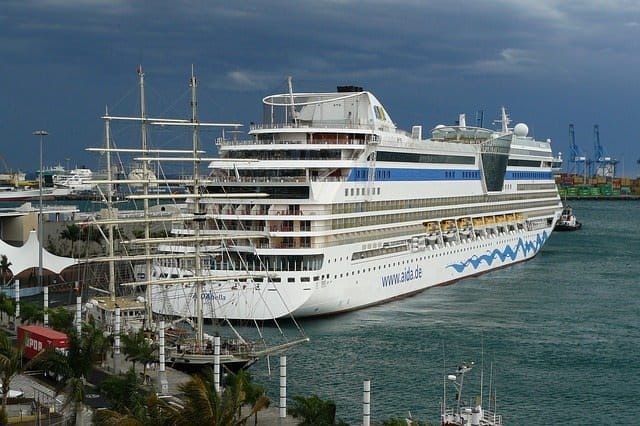 Water Sampling at Cruise Ships